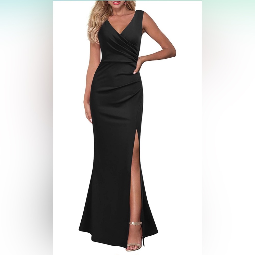 Sleeveless Black V Neck Evening Gown with Slit